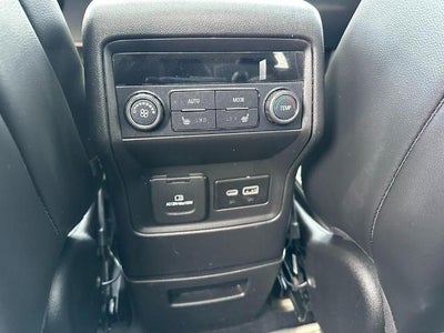 2022 GMC Acadia FWD 4dr Denali