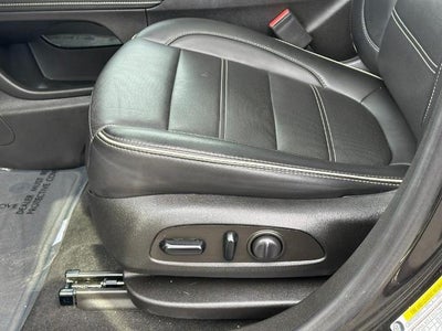 2022 GMC Acadia FWD 4dr Denali