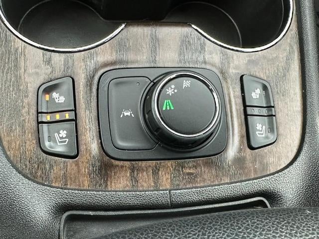 2022 GMC Acadia FWD 4dr Denali