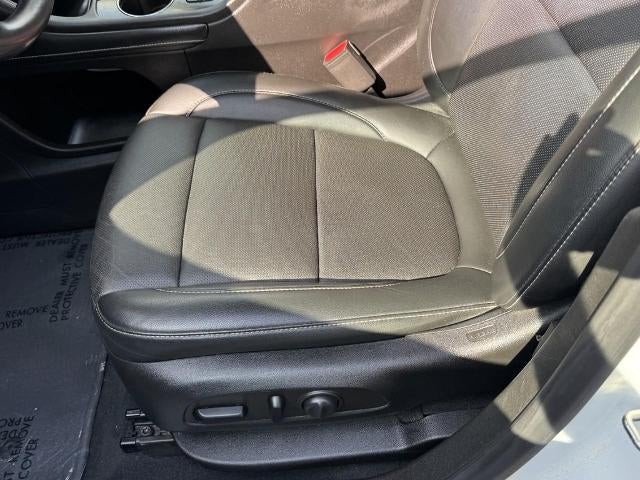2022 GMC Acadia AWD 4dr SLT