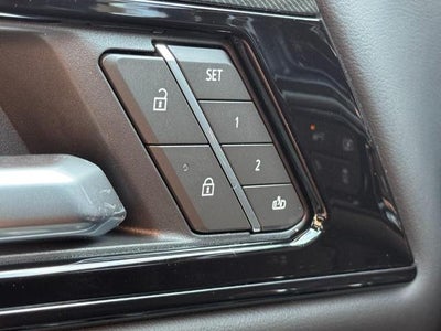 2027 GMC Yukon 4WD 4dr AT4