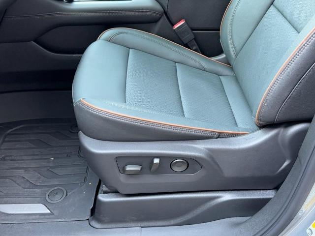 2026 GMC Yukon 4WD 4dr AT4