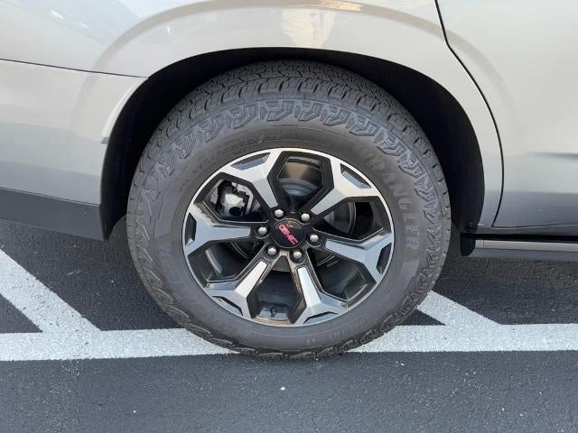 2026 GMC Yukon 4WD 4dr AT4