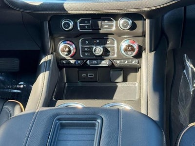 2023 GMC Yukon XL 4WD 4dr AT4
