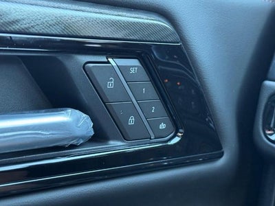 2027 GMC Yukon XL 4WD 4dr AT4