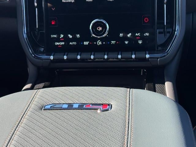 2026 GMC Yukon XL 4WD 4dr AT4