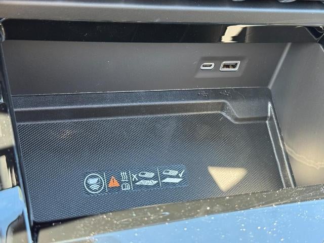 2026 GMC Yukon XL 4WD 4dr AT4