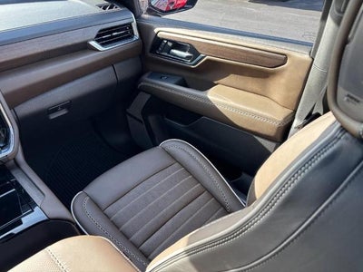 2025 GMC Yukon XL 4WD 4dr Denali Ultimate