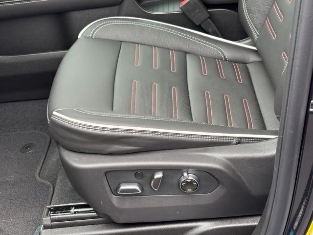 2026 GMC Yukon XL 4WD 4dr AT4 Ultimate