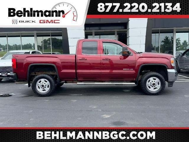 2017 GMC Sierra 2500 HD 4WD Double Cab 144.SLE