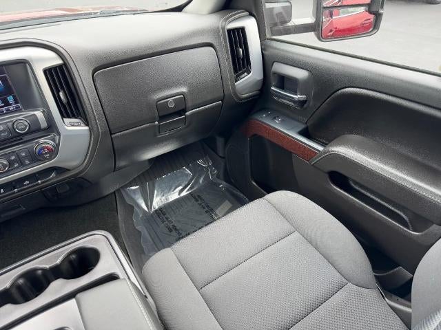 2017 GMC Sierra 2500 HD 4WD Double Cab 144.SLE