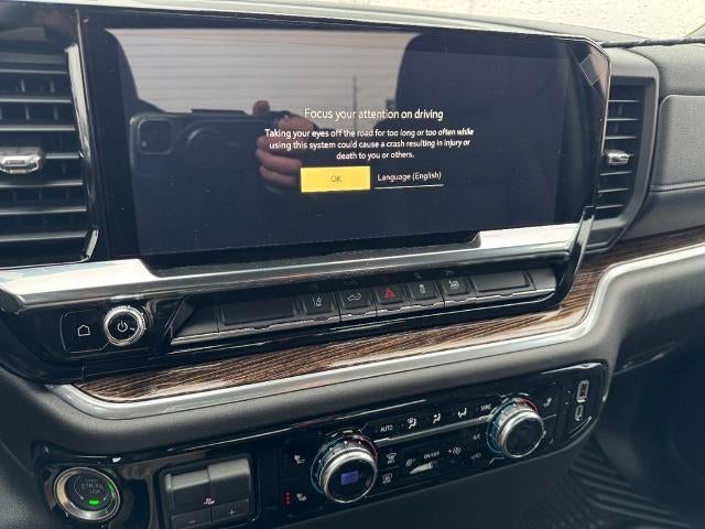 2026 GMC Sierra 2500 HD 4WD Reg Cab SLE