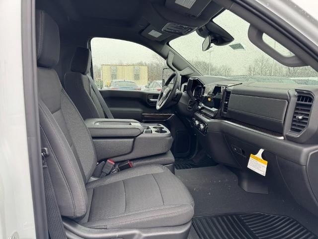 2026 GMC Sierra 2500 HD 4WD Reg Cab SLE