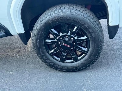 2024 GMC Sierra 2500 HD 4WD Crew Cab AT4
