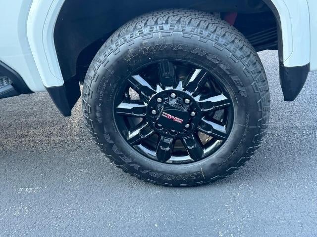 2024 GMC Sierra 2500 HD 4WD Crew Cab AT4