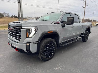 2024 GMC Sierra 2500 HD 4WD Crew Cab AT4