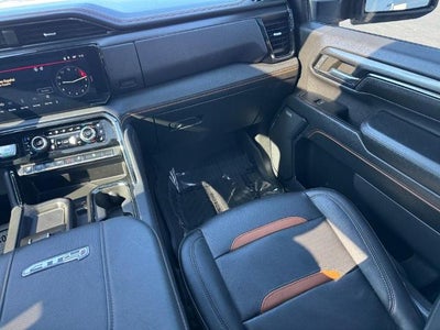 2024 GMC Sierra 2500 HD 4WD Crew Cab AT4