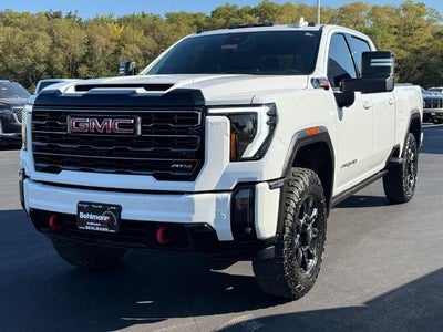 2024 GMC Sierra 2500 HD 4WD Crew Cab AT4