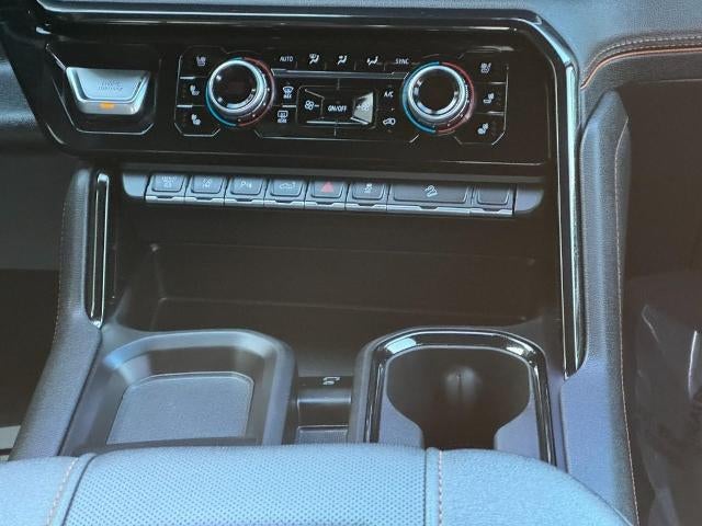 2024 GMC Sierra 2500 HD 4WD Crew Cab AT4