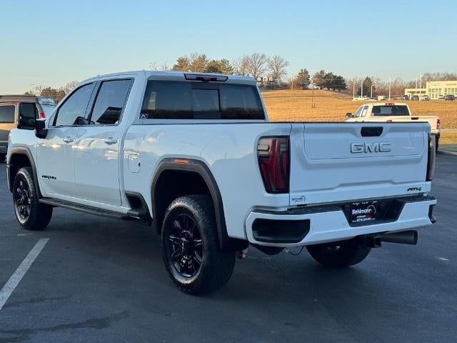 2024 GMC Sierra 2500 HD 4WD Crew Cab AT4
