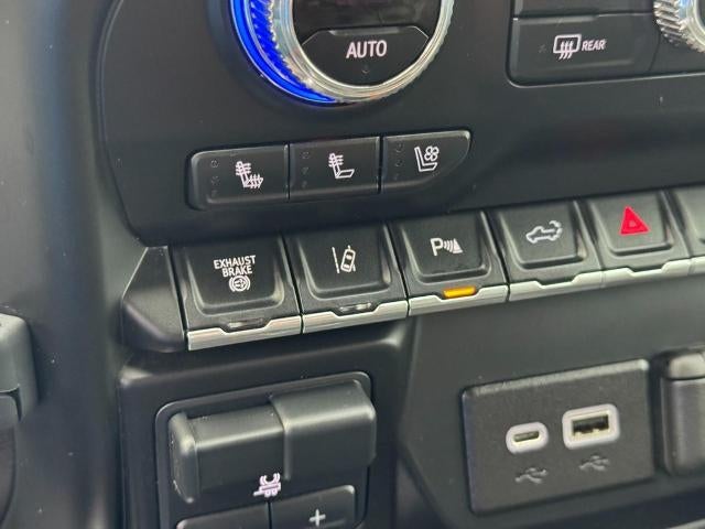 2022 GMC Sierra 2500 HD 4WD Crew Cab Denali