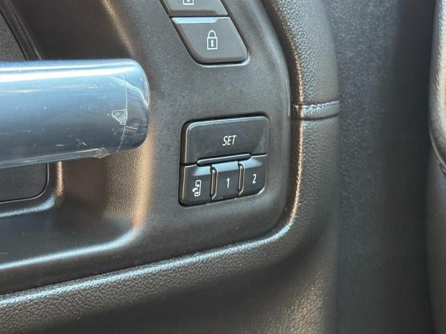 2022 GMC Sierra 3500 HD 4WD Crew Cab Denali
