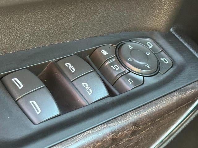2022 GMC Sierra 3500 HD 4WD Crew Cab Denali