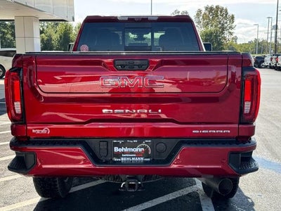 2022 GMC Sierra 3500 HD 4WD Crew Cab Denali