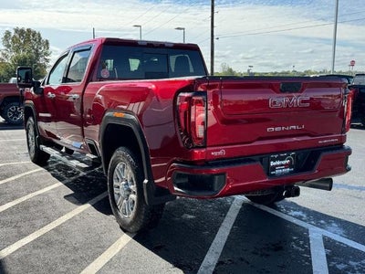 2022 GMC Sierra 3500 HD 4WD Crew Cab Denali