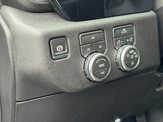 2026 GMC Sierra 2500 HD 4WD Crew Cab SLE