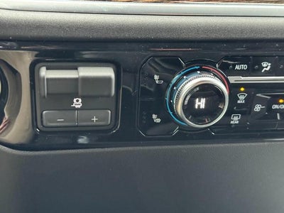 2026 GMC Sierra 2500 HD 4WD Crew Cab SLE