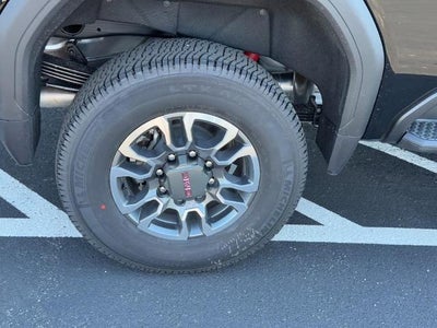 2026 GMC Sierra 2500 HD 4WD Crew Cab SLE