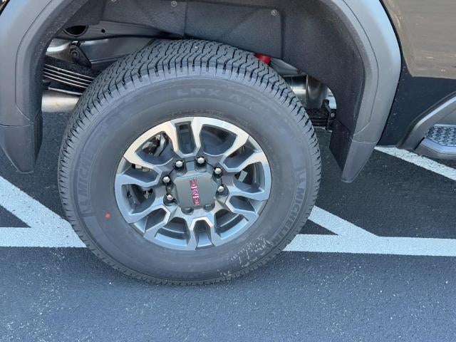2026 GMC Sierra 2500 HD 4WD Crew Cab SLE