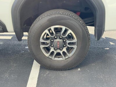 2025 GMC Sierra 2500 HD 4WD Crew Cab SLE