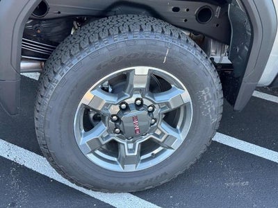 2026 GMC Sierra 2500 HD 4WD Crew Cab SLE