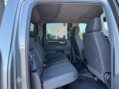 2026 GMC Sierra 2500 HD 4WD Crew Cab SLE
