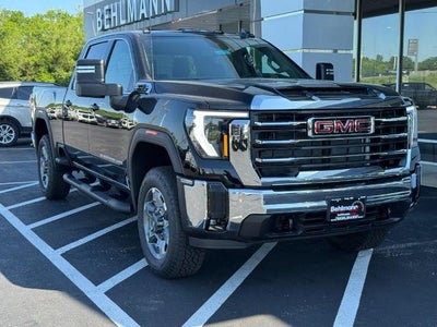 2026 GMC Sierra 2500 HD 4WD Crew Cab SLE