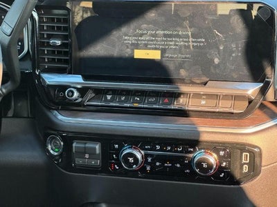 2026 GMC Sierra 2500 HD 4WD Crew Cab SLT