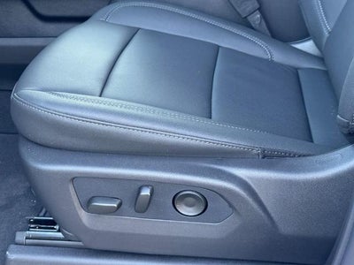 2026 GMC Sierra 2500 HD 4WD Crew Cab SLT