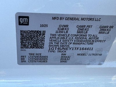 2026 GMC Sierra 2500 HD 4WD Crew Cab SLT