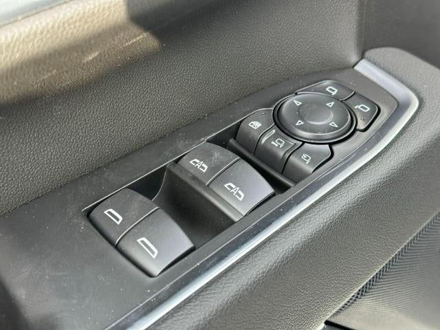 2026 GMC Sierra 2500 HD 4WD Crew Cab SLT