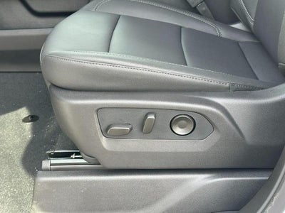 2026 GMC Sierra 2500 HD 4WD Crew Cab SLT