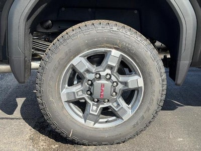 2026 GMC Sierra 2500 HD 4WD Crew Cab SLT