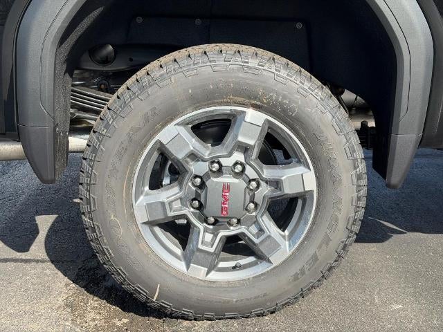 2026 GMC Sierra 2500 HD 4WD Crew Cab SLT