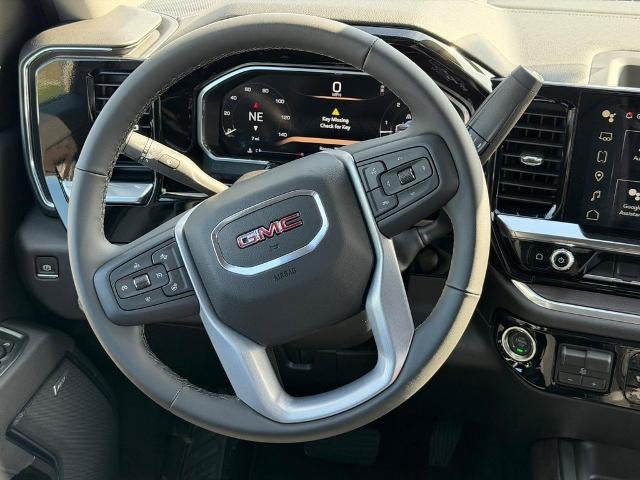 2026 GMC Sierra 2500 HD 4WD Crew Cab SLT