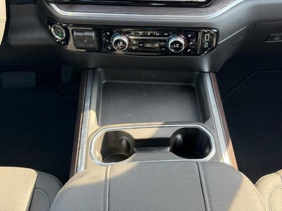 2026 GMC Sierra 2500 HD 4WD Crew Cab SLT