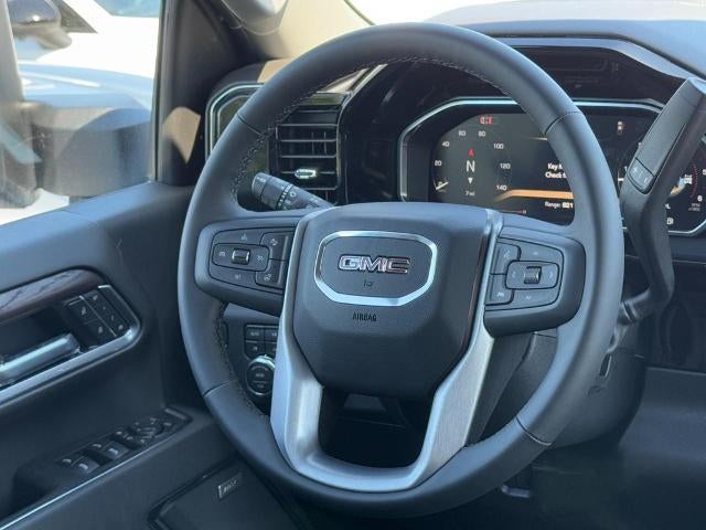 2026 GMC Sierra 2500 HD 4WD Crew Cab SLT