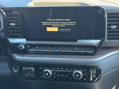 2026 GMC Sierra 2500 HD 4WD Crew Cab SLT