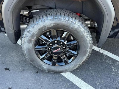 2026 GMC Sierra 2500 HD 4WD Crew Cab AT4