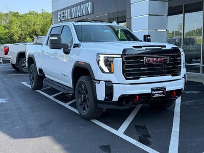 2026 GMC Sierra 2500 HD 4WD Crew Cab AT4